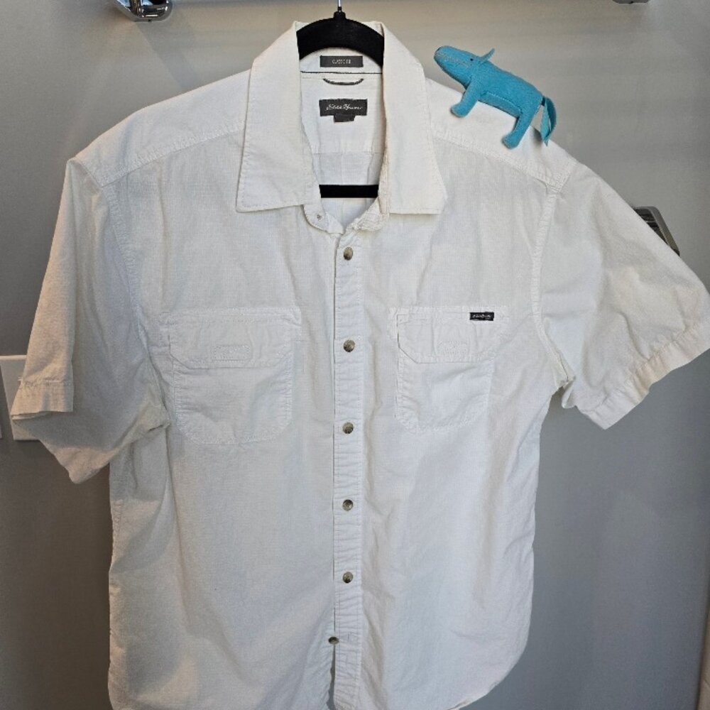 Eddie Bauer special dye short sleeve classic fit